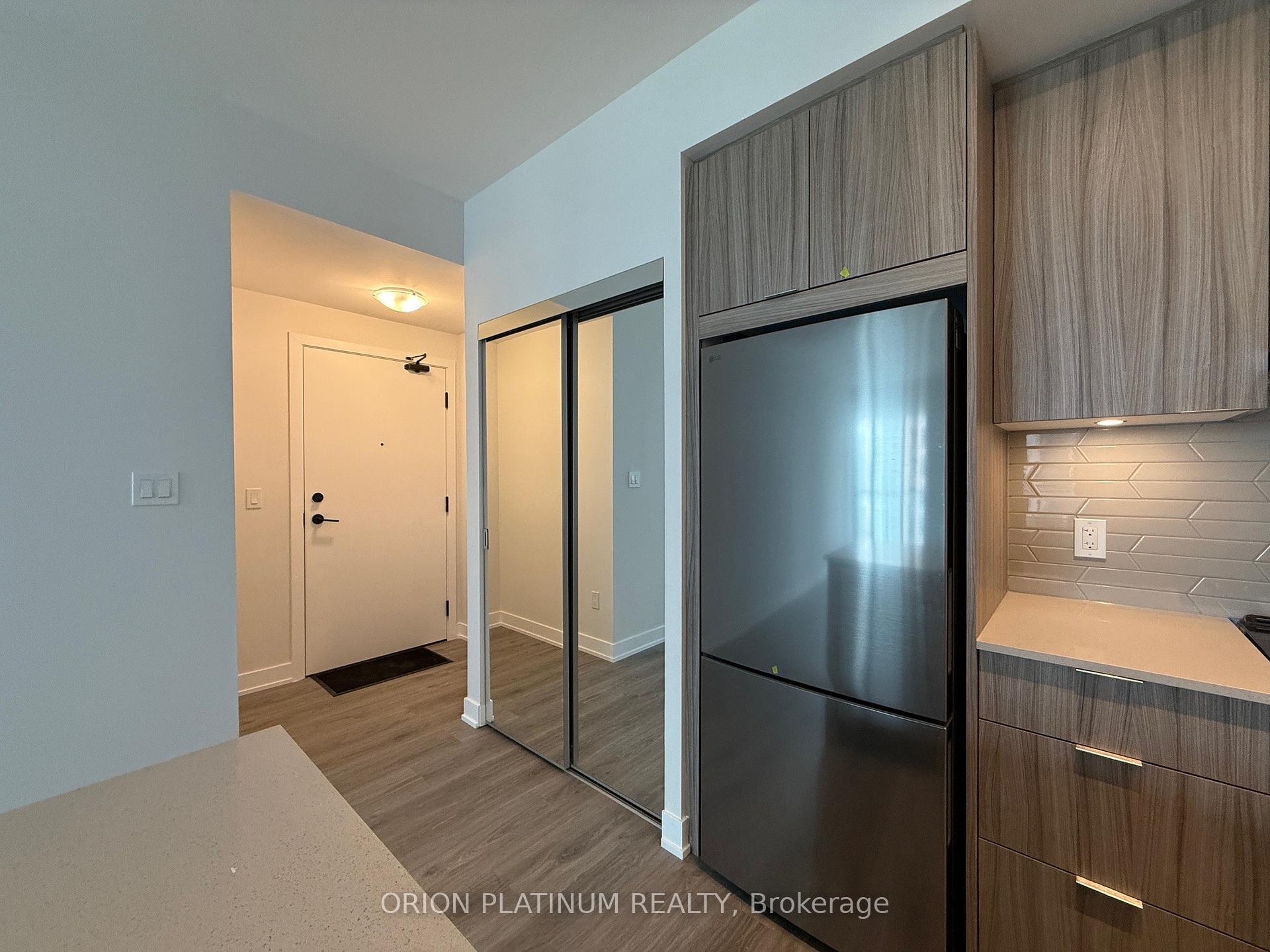 Photo 8 of Unit 1201, 430 Square One Drive, Mississauga, Creditview — HOMEH