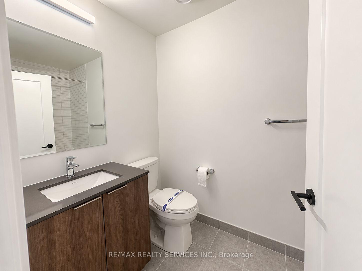 Photo 11 of Unit 615, 3008 William Cutmore Boulevard, Oakville, Joshua Meadows — HOMEH