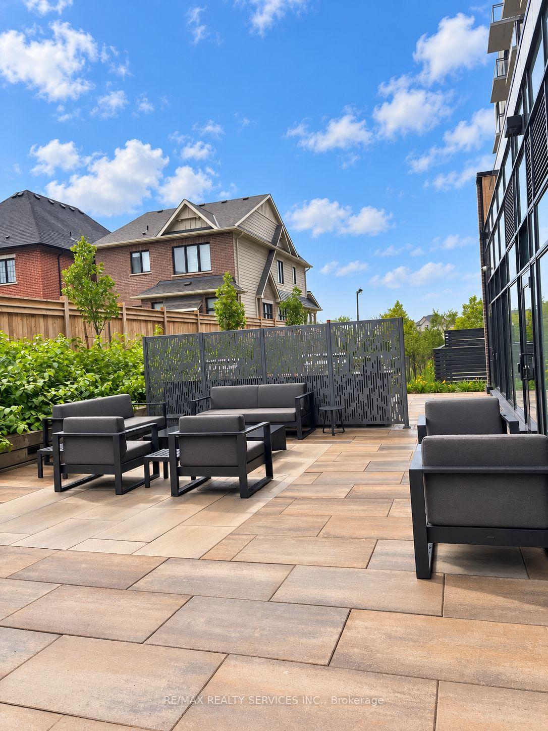 Photo 18 of Unit 615, 3008 William Cutmore Boulevard, Oakville, Joshua Meadows — HOMEH