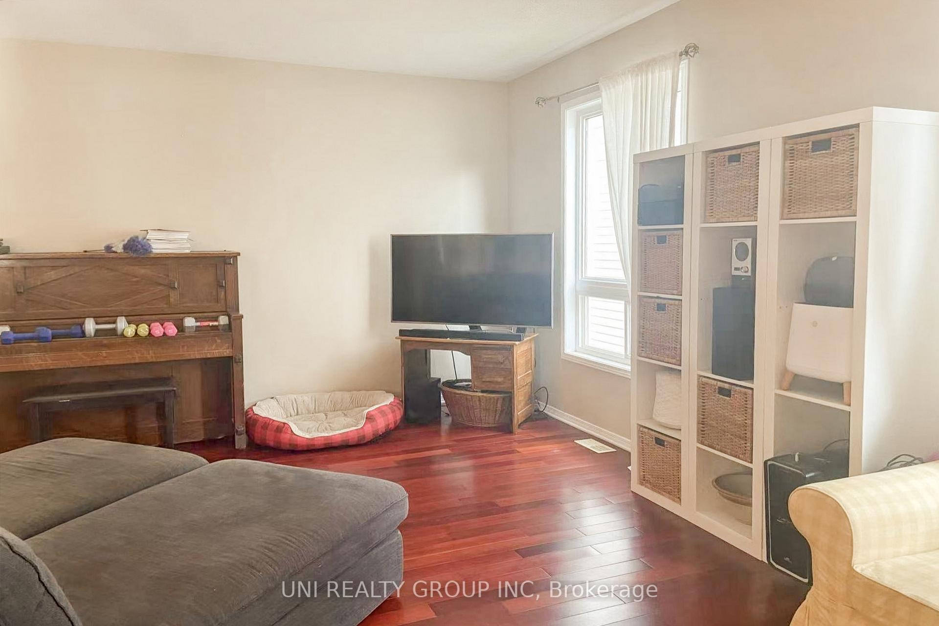 Photo 5 of 131 Lamplighters Drive, Ottawa, Barrhaven - Cedargrove/Fraserdale — HOMEH