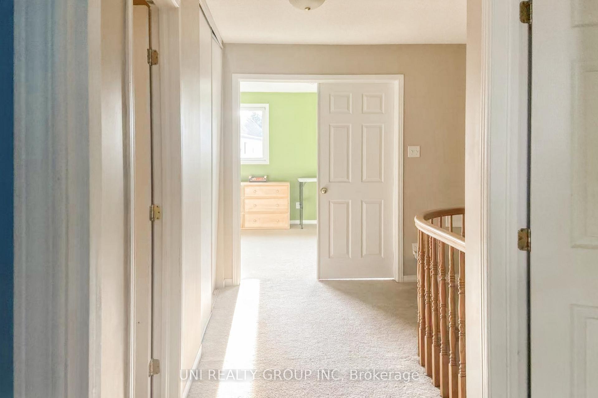 Photo 10 of 131 Lamplighters Drive, Ottawa, Barrhaven - Cedargrove/Fraserdale — HOMEH