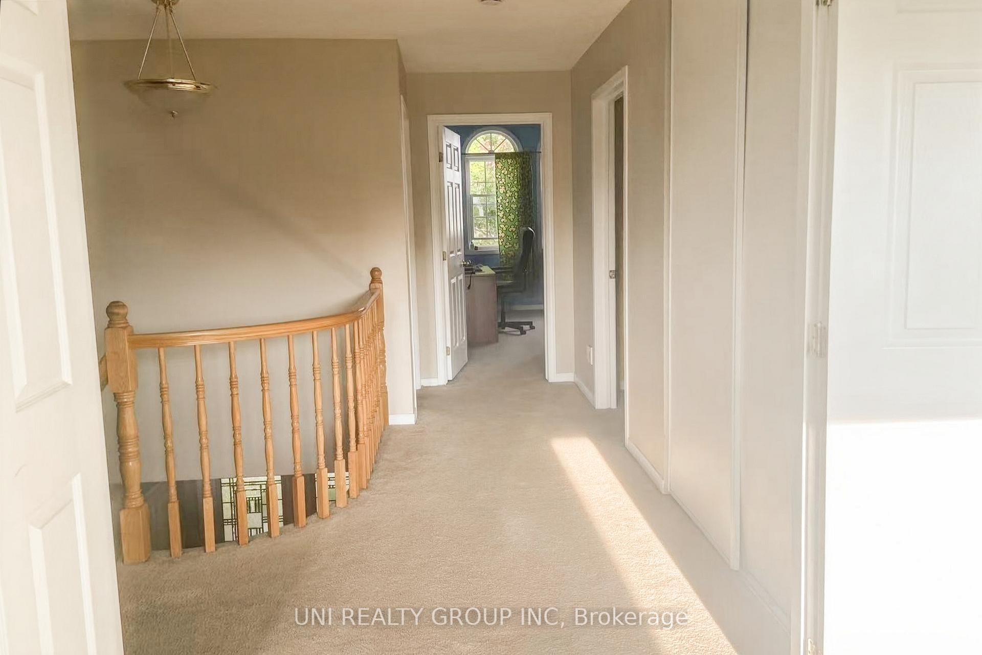 Photo 11 of 131 Lamplighters Drive, Ottawa, Barrhaven - Cedargrove/Fraserdale — HOMEH