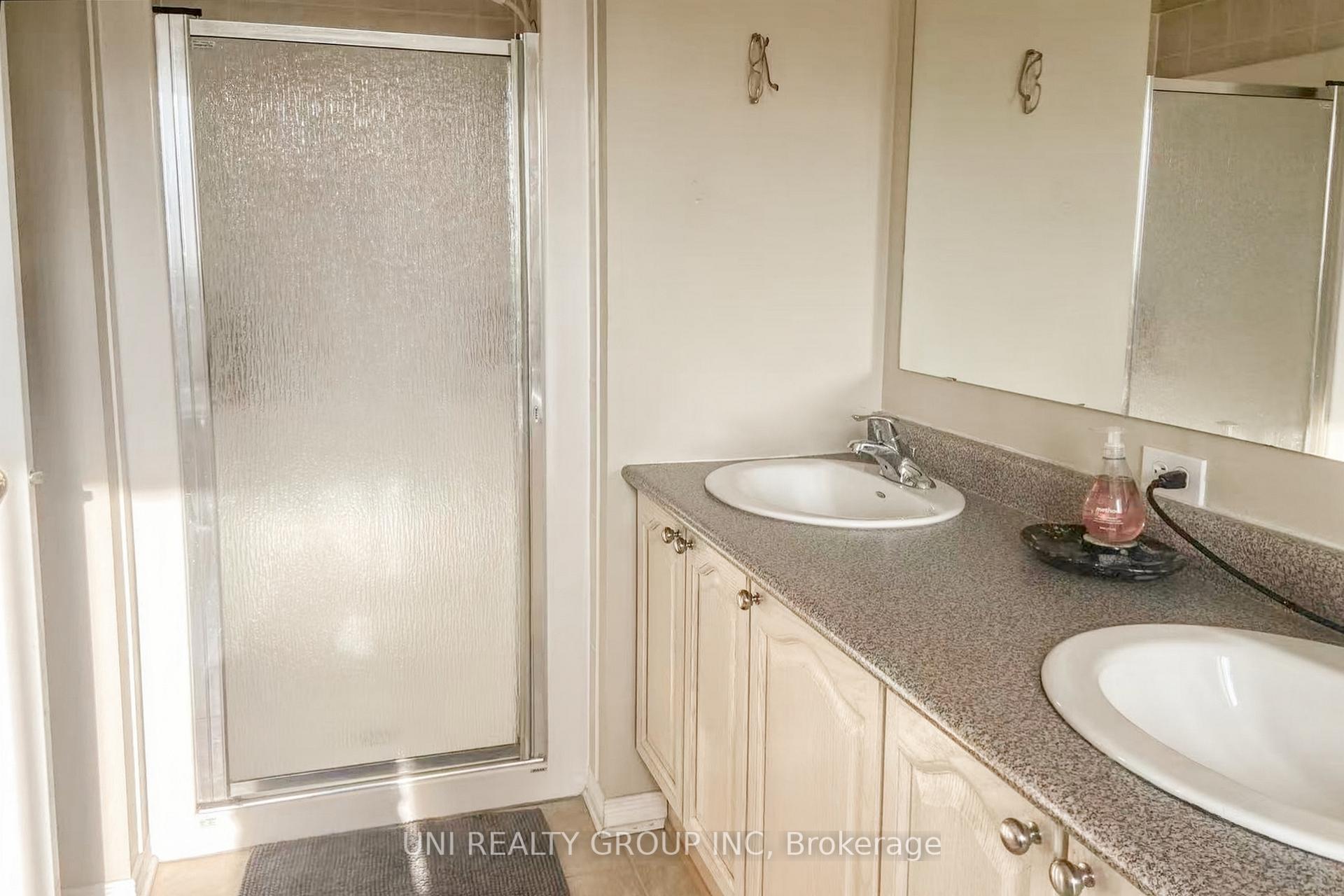 Photo 16 of 131 Lamplighters Drive, Ottawa, Barrhaven - Cedargrove/Fraserdale — HOMEH