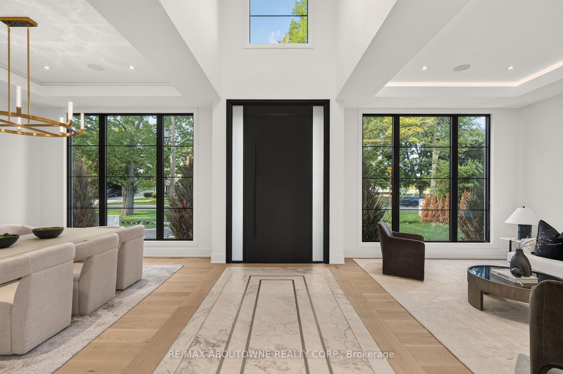 Photo 6 of 146 Third Line, Oakville, Bronte — HOMEH