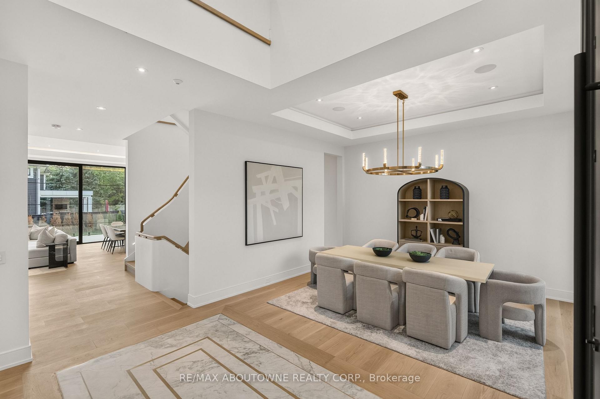 Photo 8 of 146 Third Line, Oakville, Bronte — HOMEH