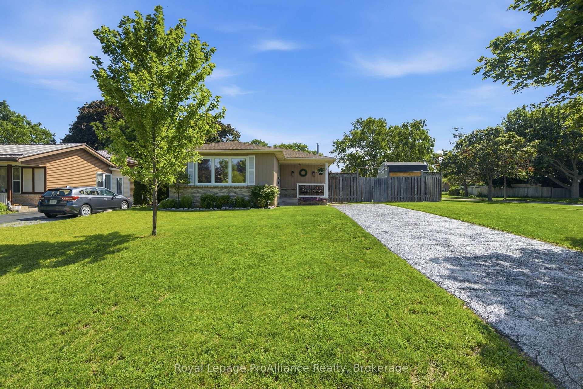 Photo 2 of 1 Alnet Drive, Belleville, Belleville Ward — HOMEH