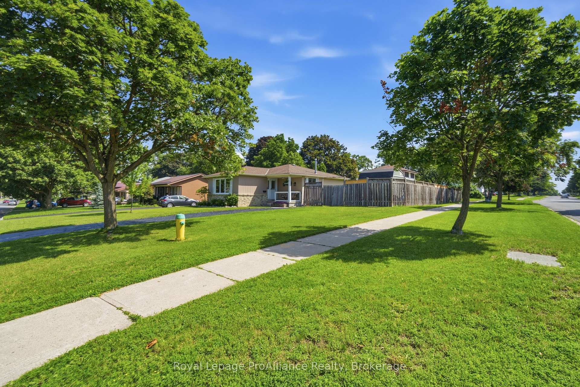 Photo 3 of 1 Alnet Drive, Belleville, Belleville Ward — HOMEH