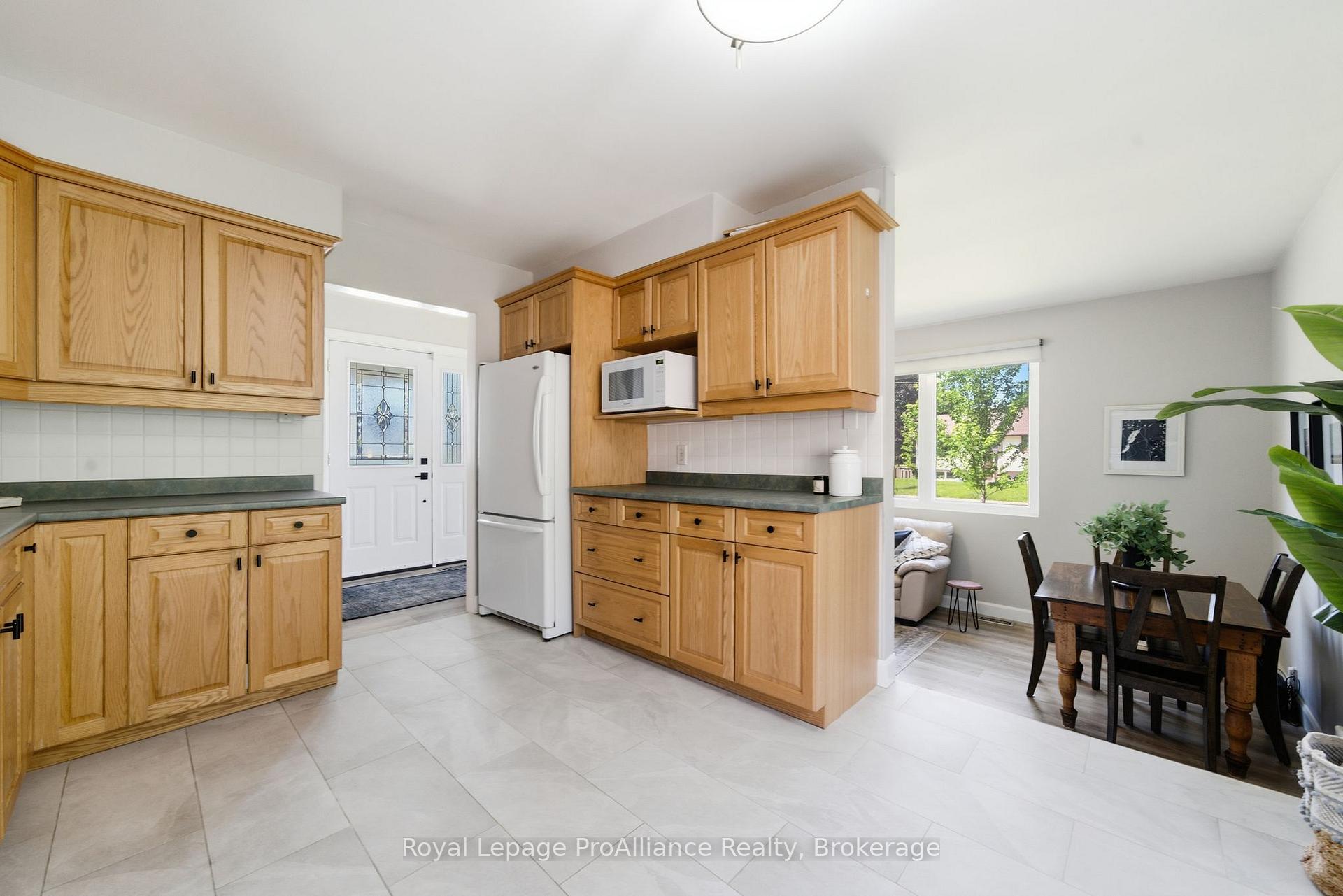 Photo 15 of 1 Alnet Drive, Belleville, Belleville Ward — HOMEH