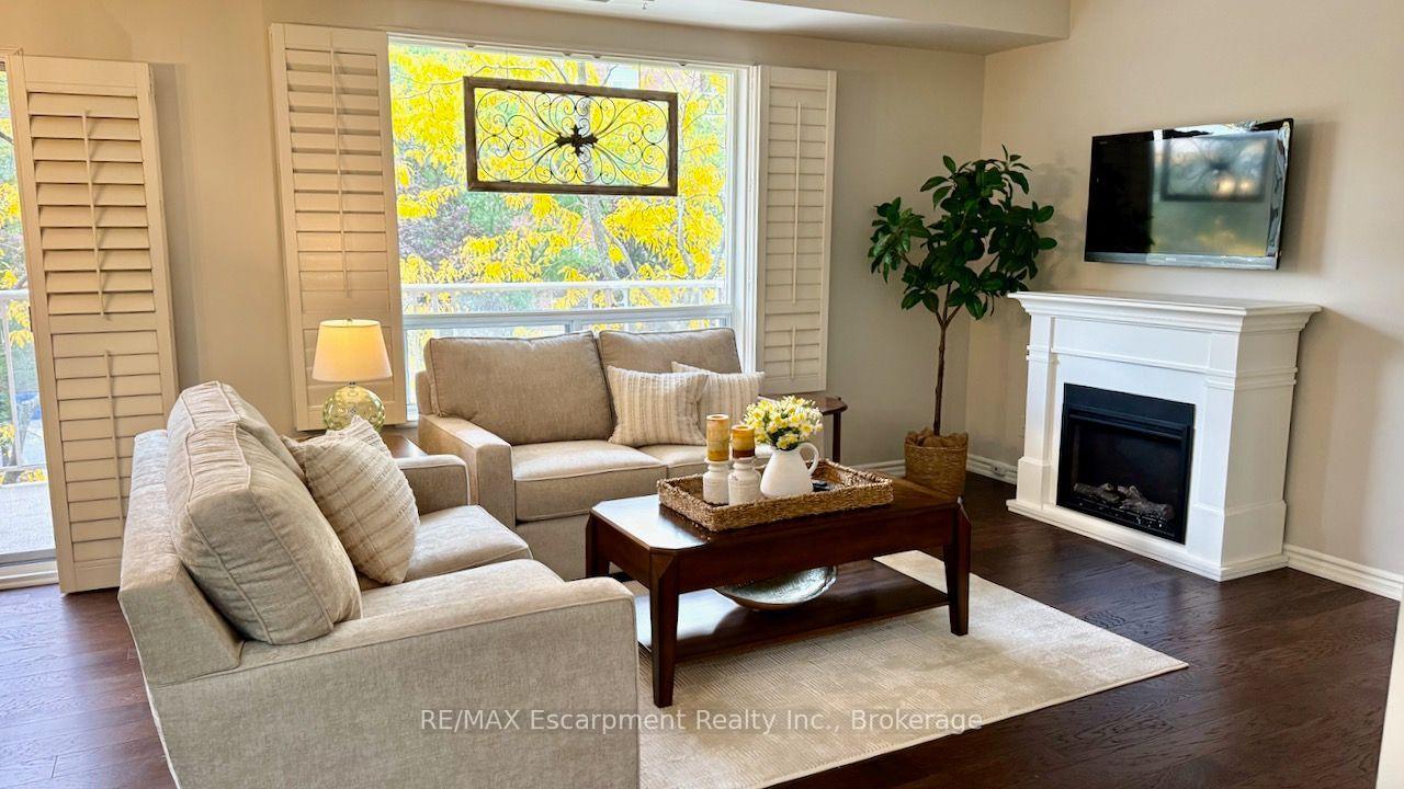 Photo 9 of Unit 310, 5188 Lakeshore Road, Burlington, Appleby — HOMEH