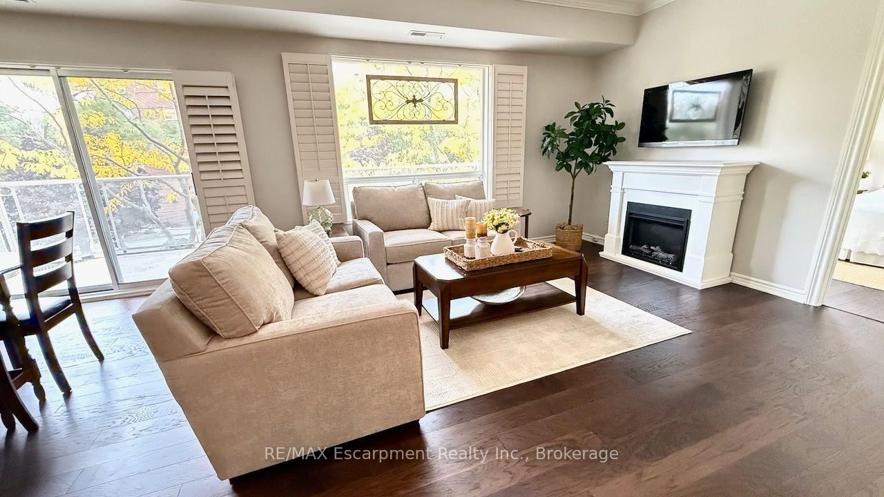 Photo 10 of Unit 310, 5188 Lakeshore Road, Burlington, Appleby — HOMEH