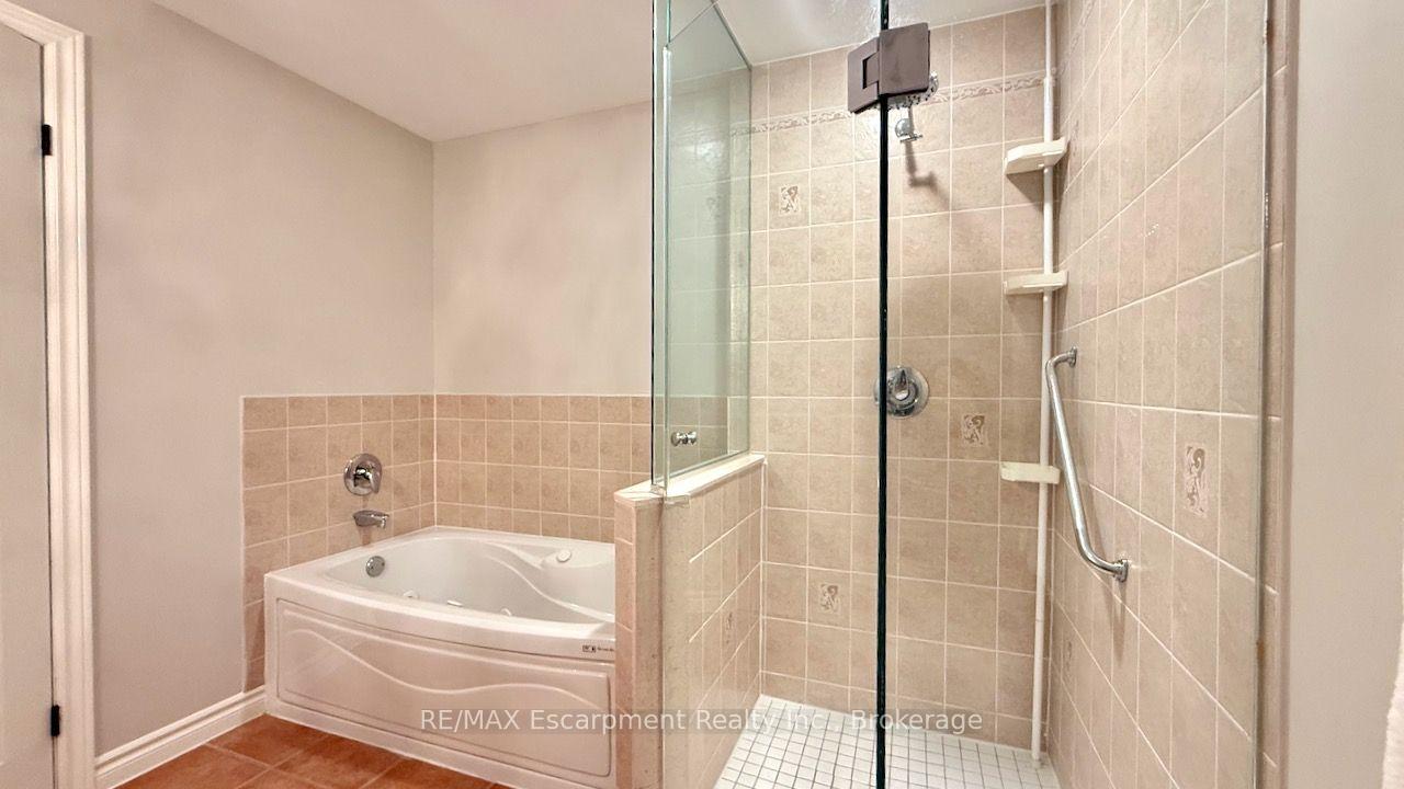 Photo 24 of Unit 310, 5188 Lakeshore Road, Burlington, Appleby — HOMEH