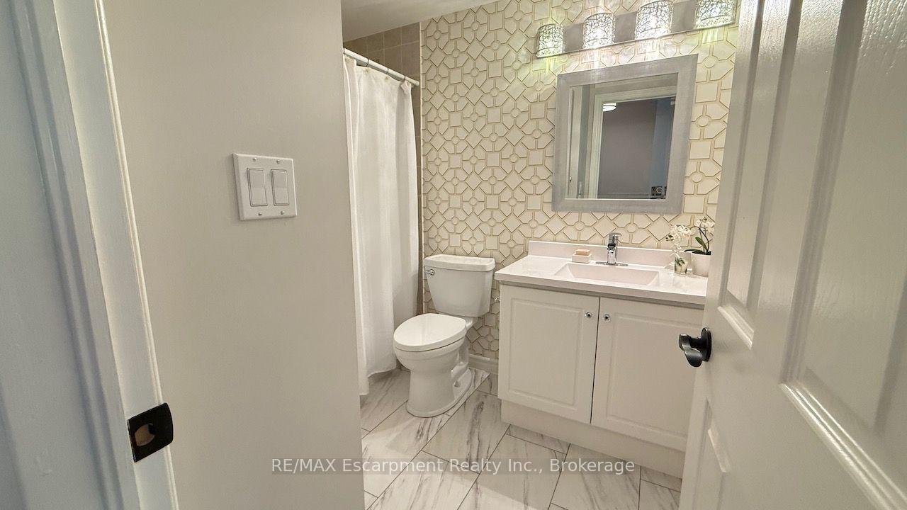 Photo 28 of Unit 310, 5188 Lakeshore Road, Burlington, Appleby — HOMEH