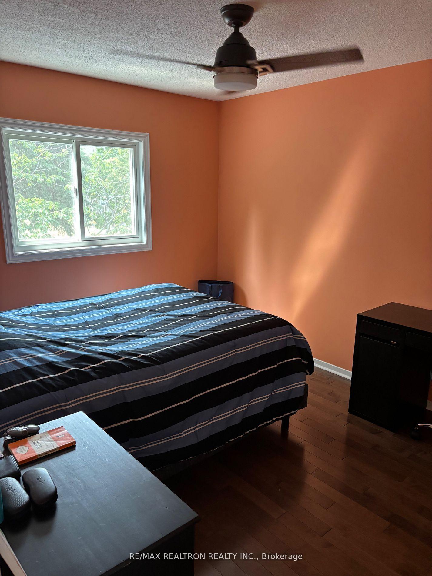 Photo 13 of 6 Joanna Crescent, Vaughan, Crestwood-Springfarm-Yorkhill — HOMEH