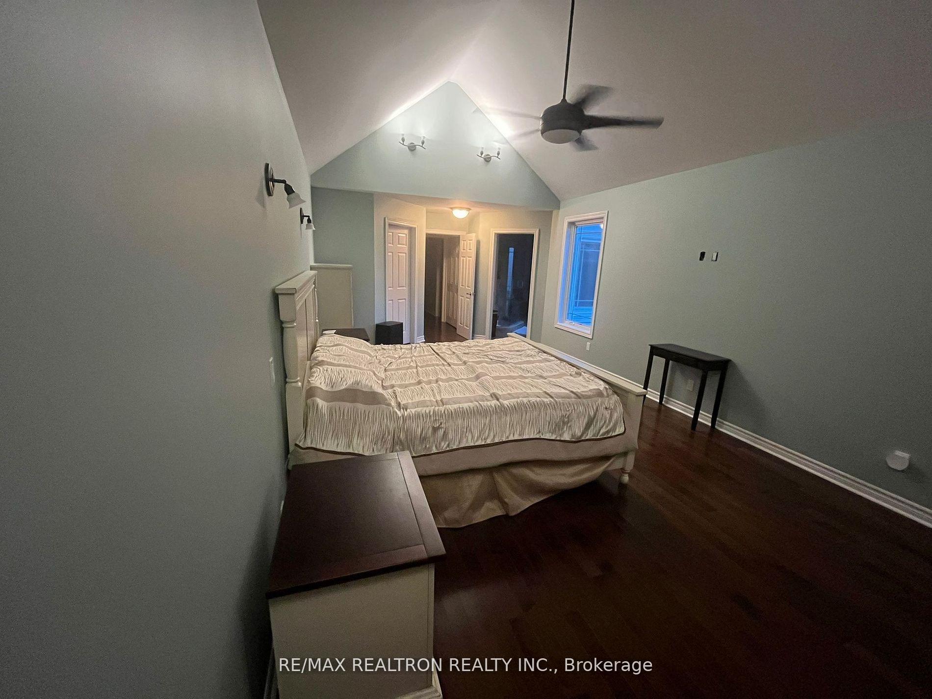 Photo 23 of 6 Joanna Crescent, Vaughan, Crestwood-Springfarm-Yorkhill — HOMEH
