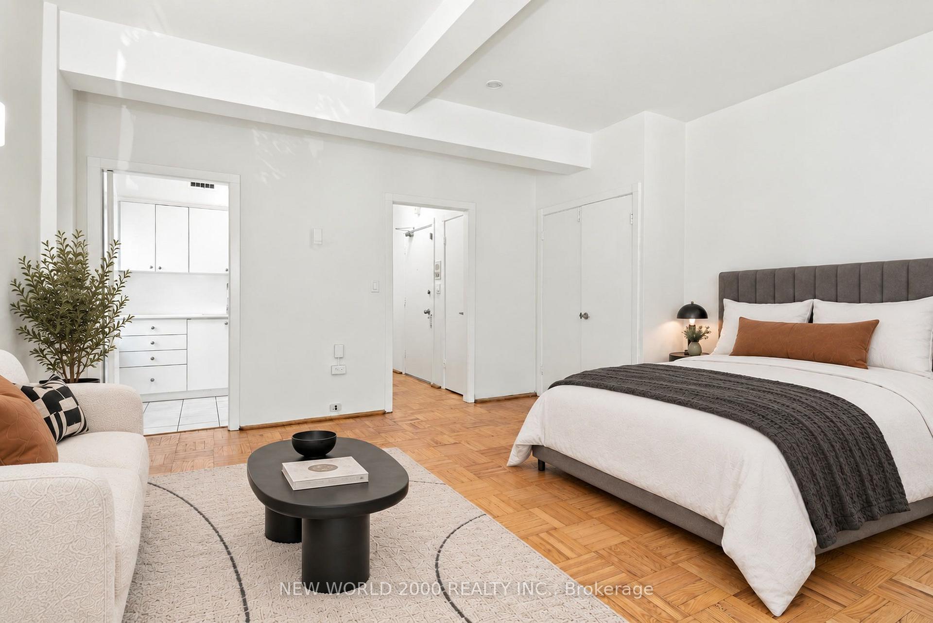 Photo 4 of Unit 102, 110 St Clair Avenue W, Toronto, Yonge-St. Clair — HOMEH