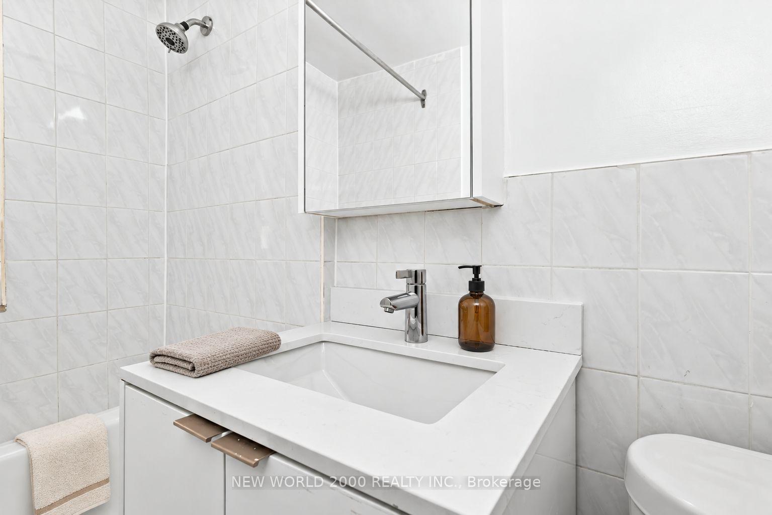 Photo 10 of Unit 102, 110 St Clair Avenue W, Toronto, Yonge-St. Clair — HOMEH