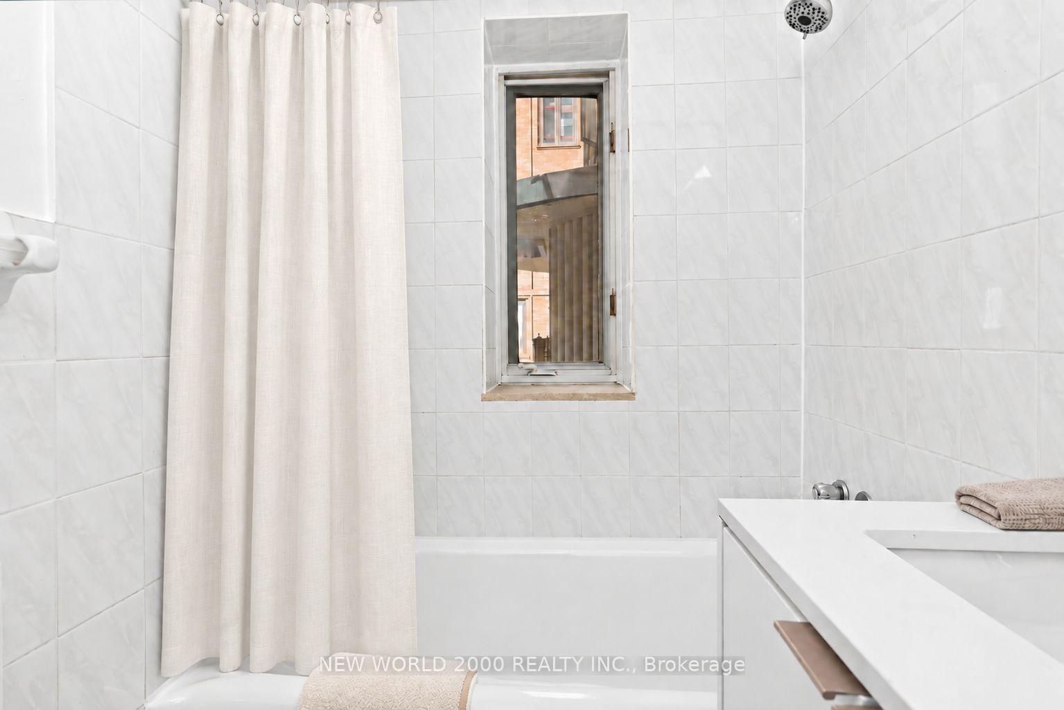 Photo 11 of Unit 102, 110 St Clair Avenue W, Toronto, Yonge-St. Clair — HOMEH