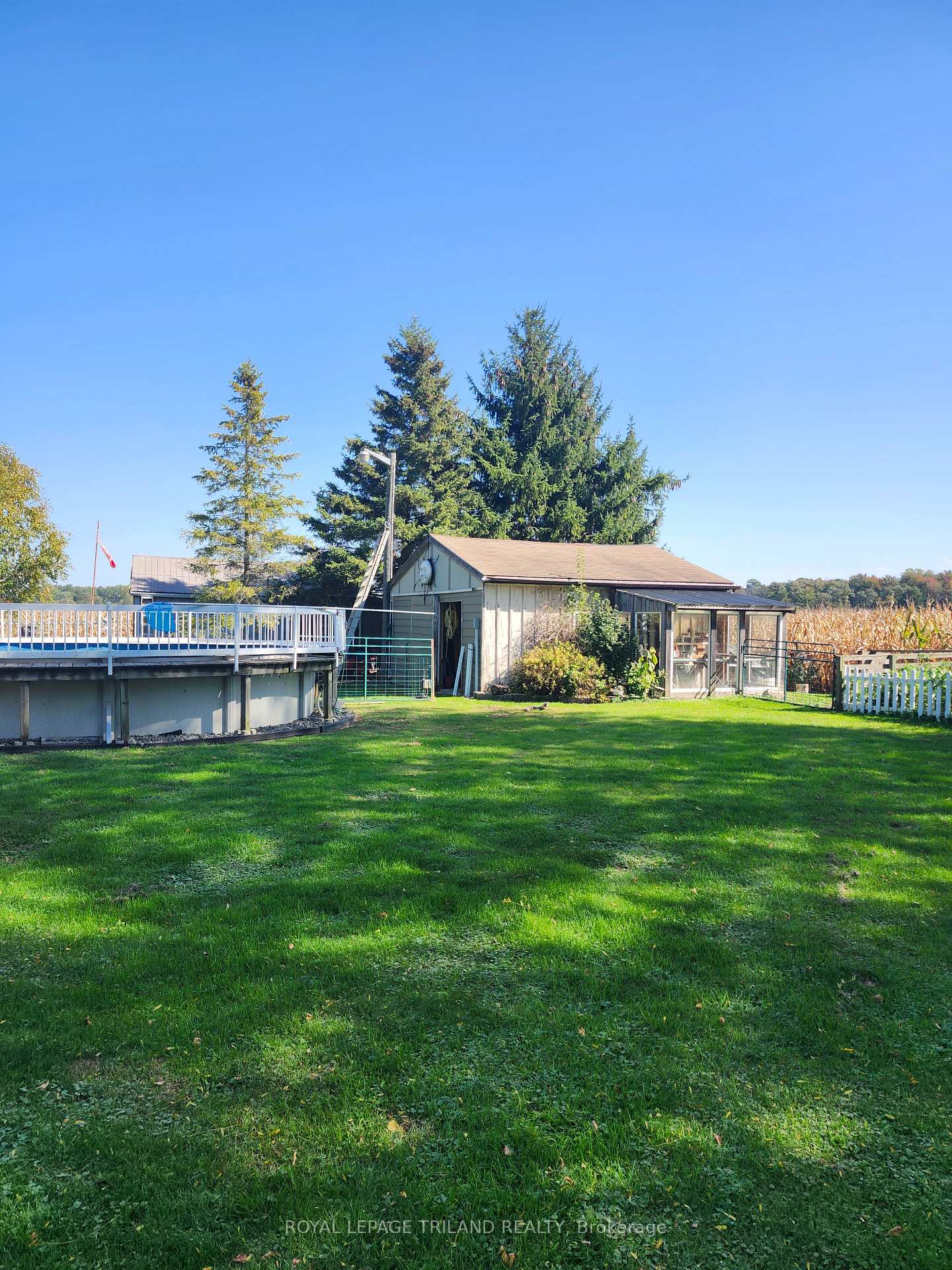 Photo 6 of 1605 Concession Drive, Southwest Middlesex, Rural Southwest Middlesex — HOMEH
