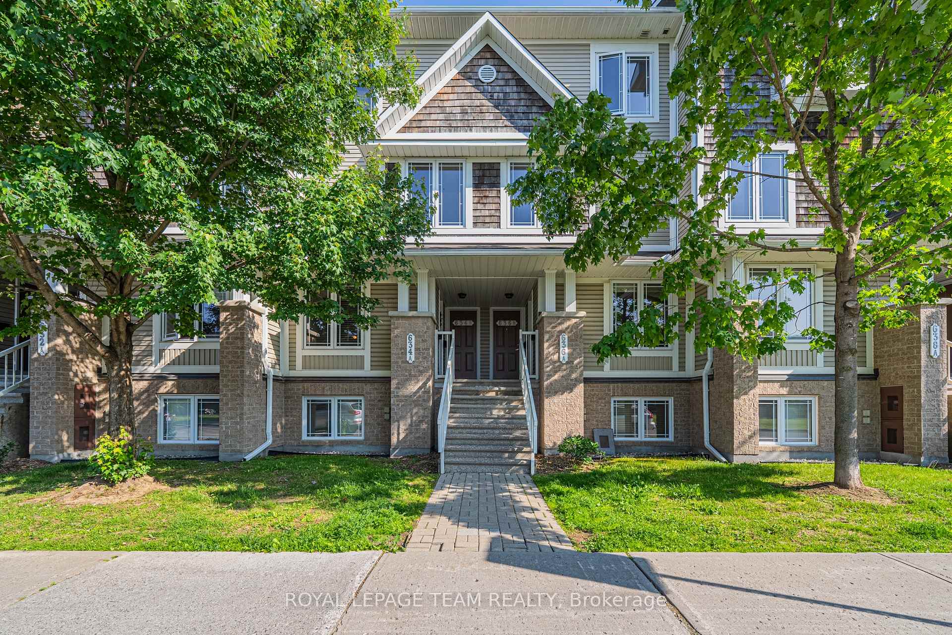 Photo 3 of Unit B, 634 Chapman Mills Drive, Ottawa, Barrhaven - Strandherd — HOMEH