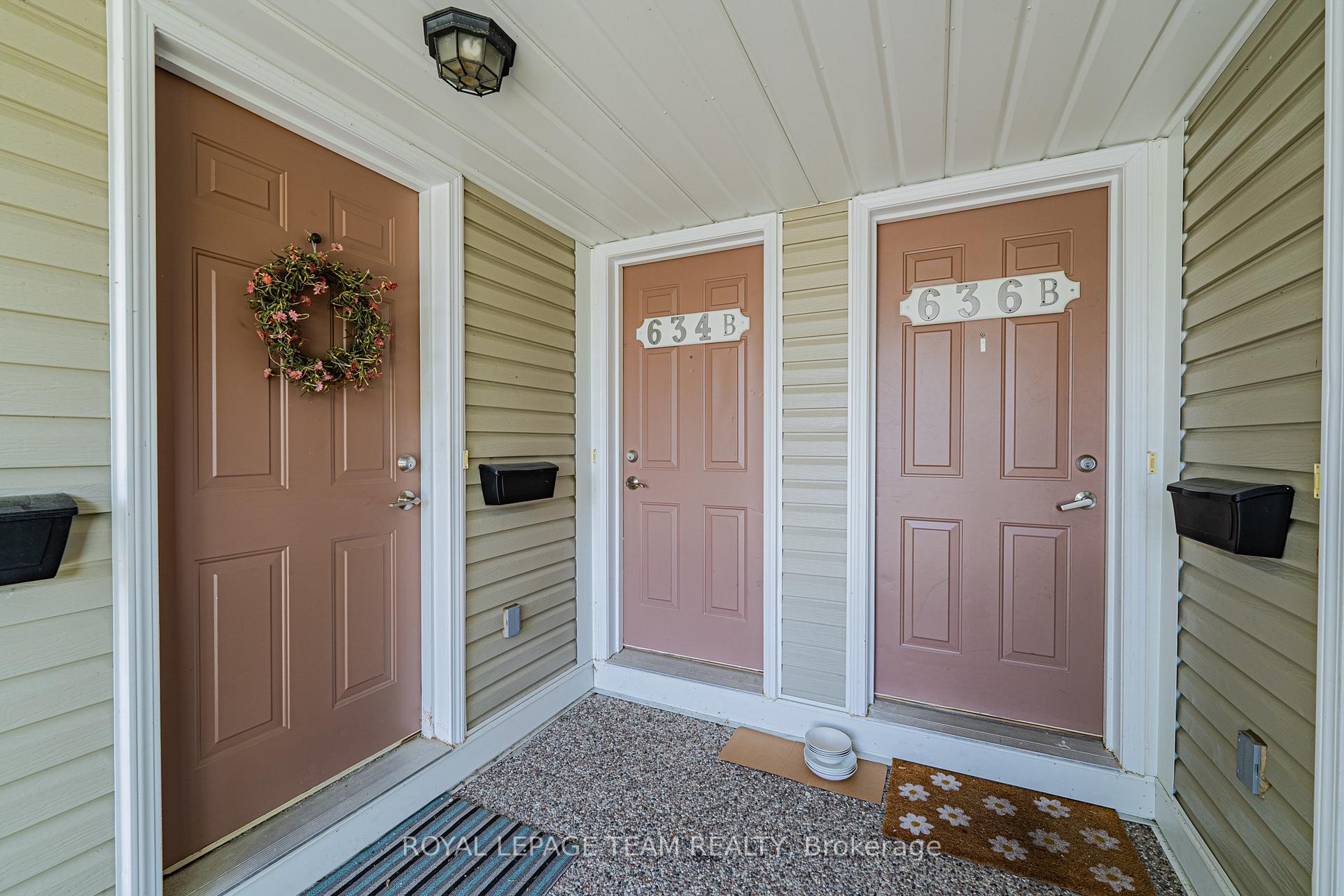 Photo 5 of Unit B, 634 Chapman Mills Drive, Ottawa, Barrhaven - Strandherd — HOMEH