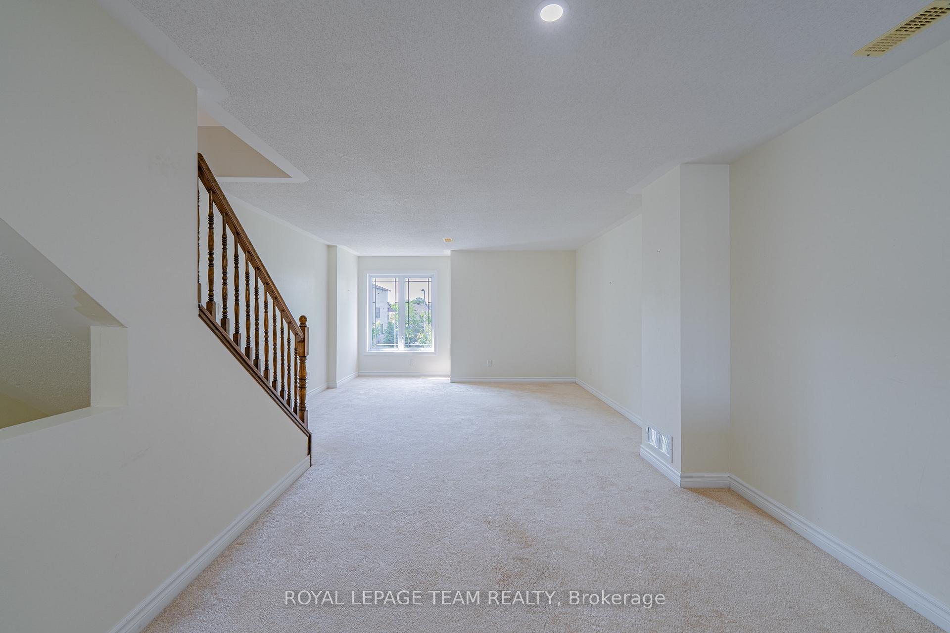 Photo 11 of Unit B, 634 Chapman Mills Drive, Ottawa, Barrhaven - Strandherd — HOMEH