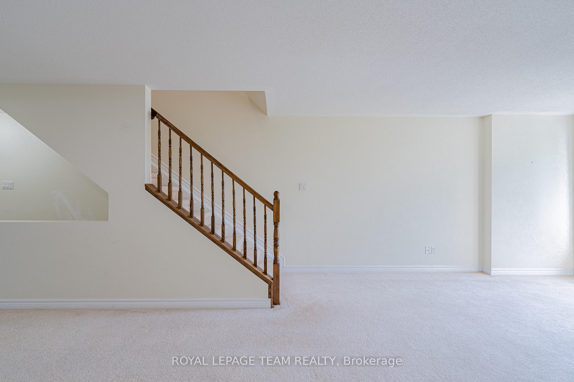 Photo 13 of Unit B, 634 Chapman Mills Drive, Ottawa, Barrhaven - Strandherd — HOMEH