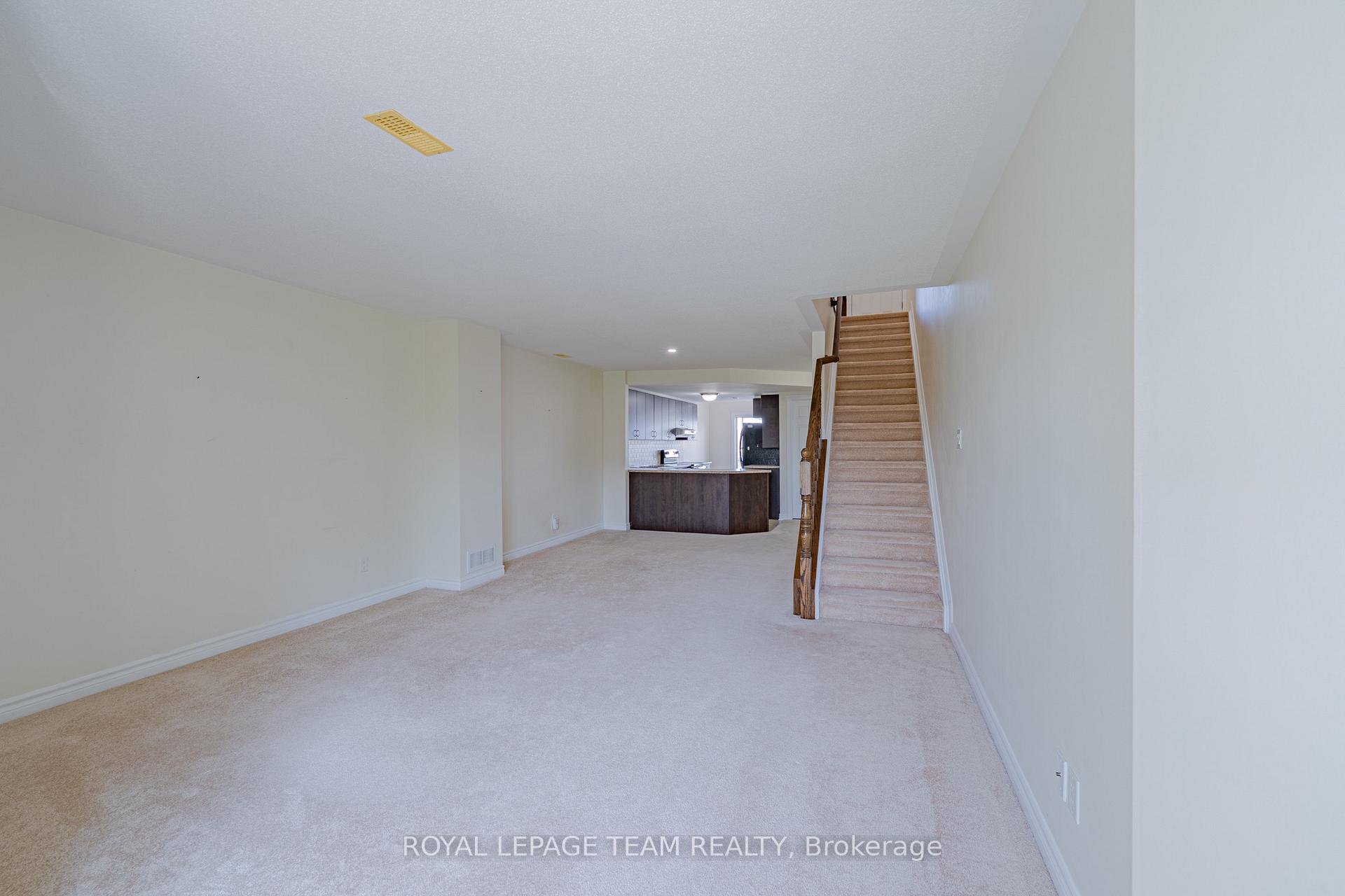 Photo 24 of Unit B, 634 Chapman Mills Drive, Ottawa, Barrhaven - Strandherd — HOMEH