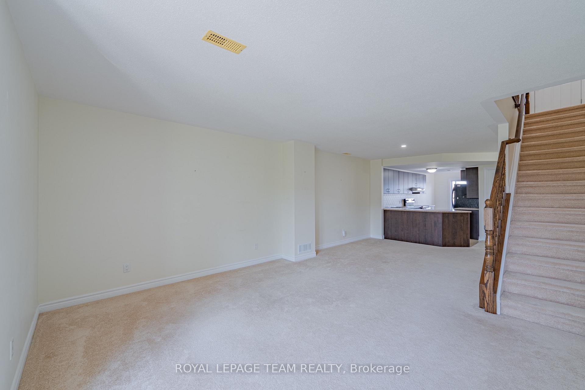 Photo 25 of Unit B, 634 Chapman Mills Drive, Ottawa, Barrhaven - Strandherd — HOMEH