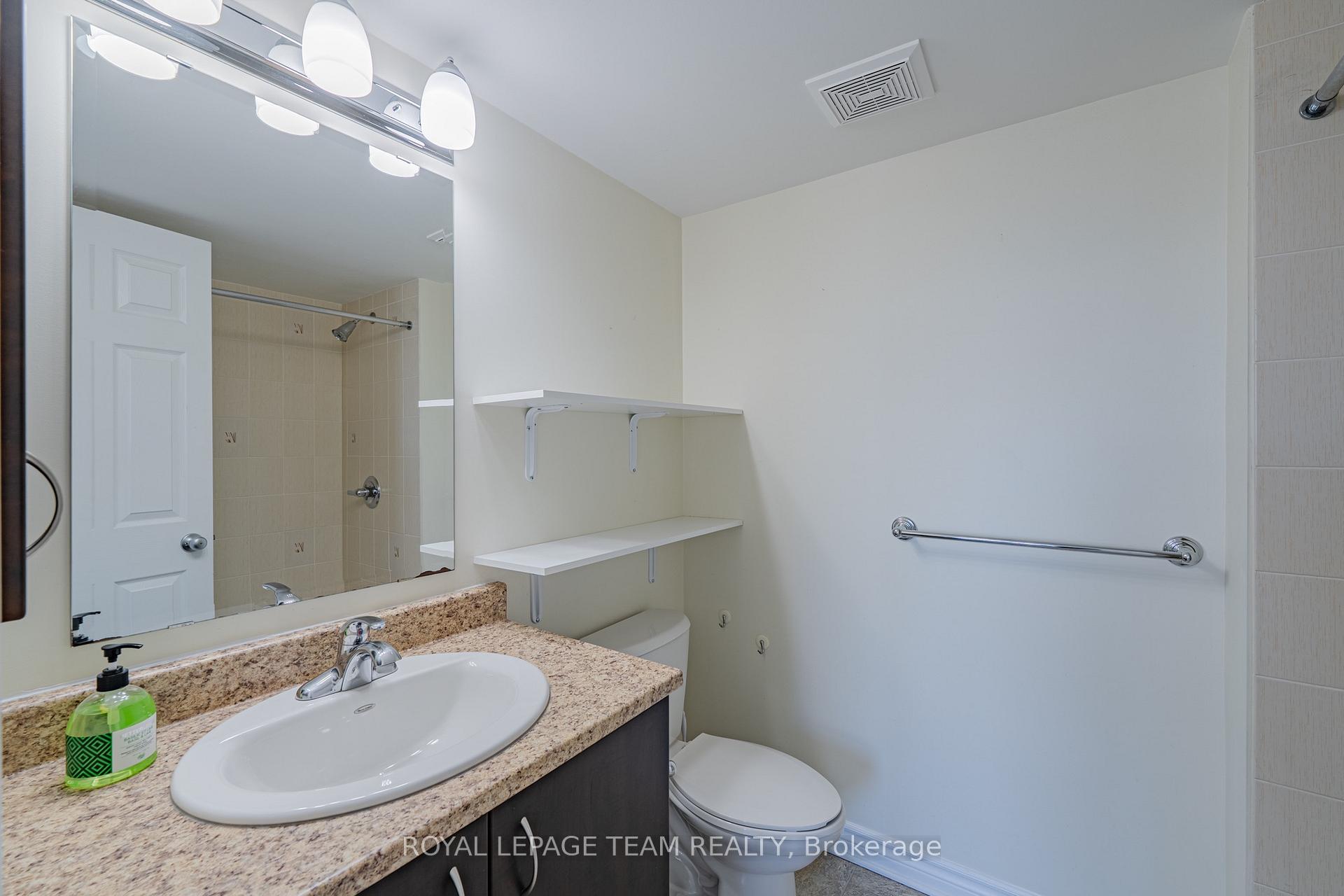 Photo 33 of Unit B, 634 Chapman Mills Drive, Ottawa, Barrhaven - Strandherd — HOMEH