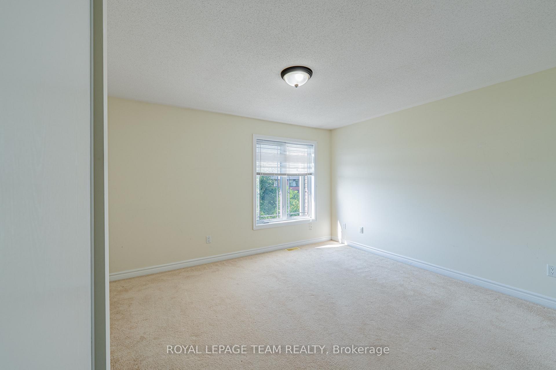 Photo 37 of Unit B, 634 Chapman Mills Drive, Ottawa, Barrhaven - Strandherd — HOMEH