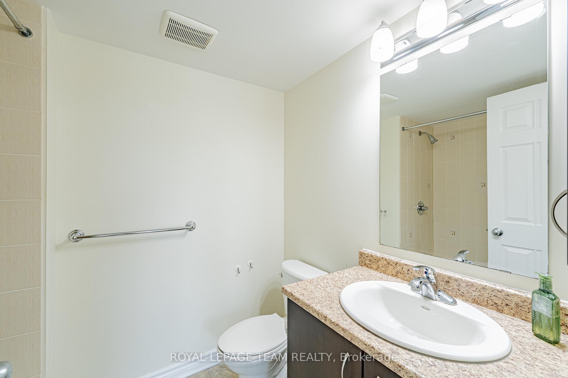 Photo 39 of Unit B, 634 Chapman Mills Drive, Ottawa, Barrhaven - Strandherd — HOMEH