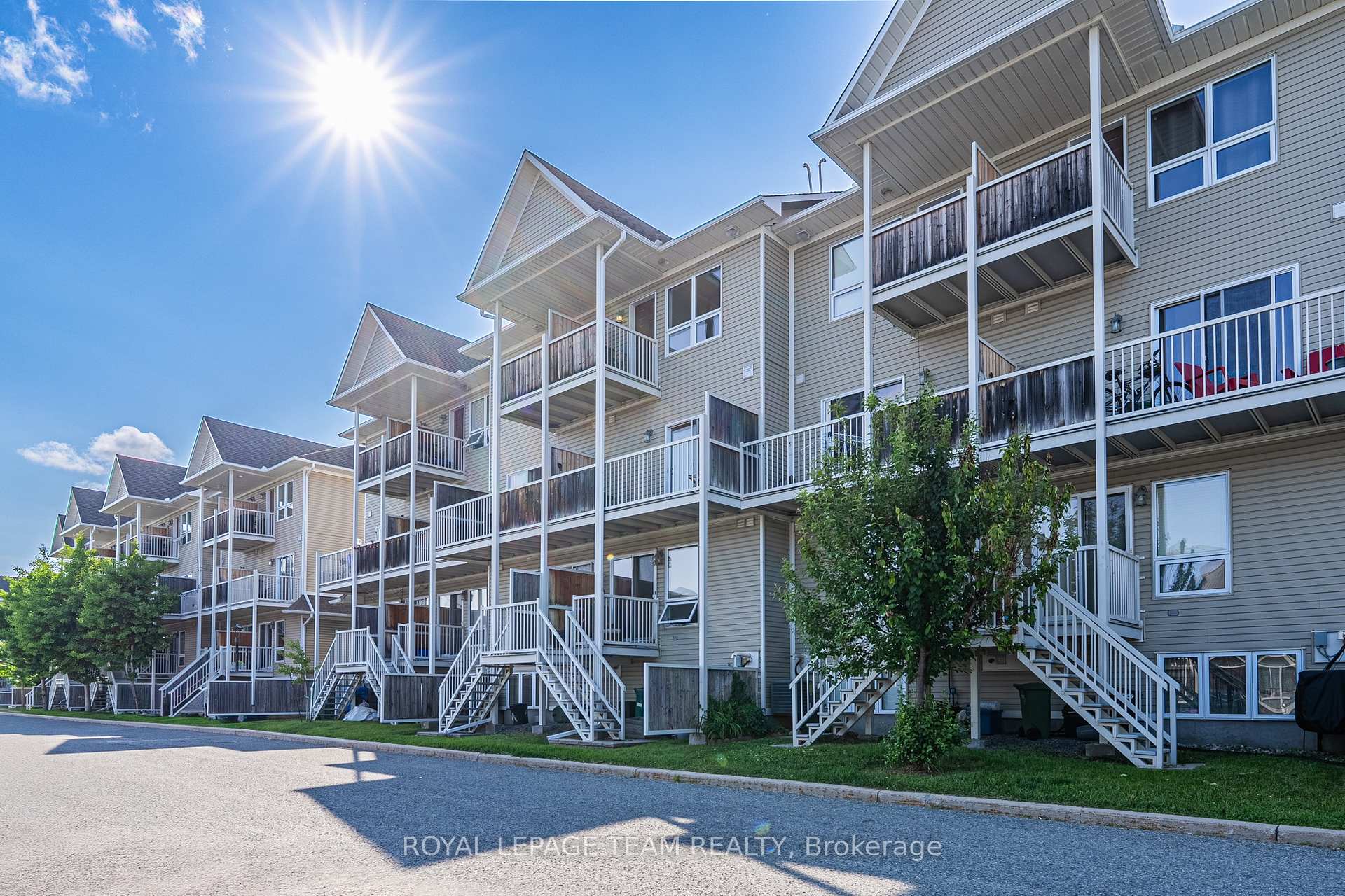 Photo 43 of Unit B, 634 Chapman Mills Drive, Ottawa, Barrhaven - Strandherd — HOMEH