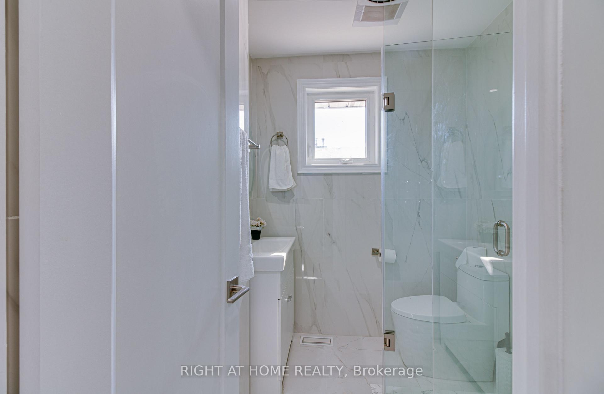 Photo 17 of 37 Mason Road, Scarborough, Scarborough Village — HOMEH