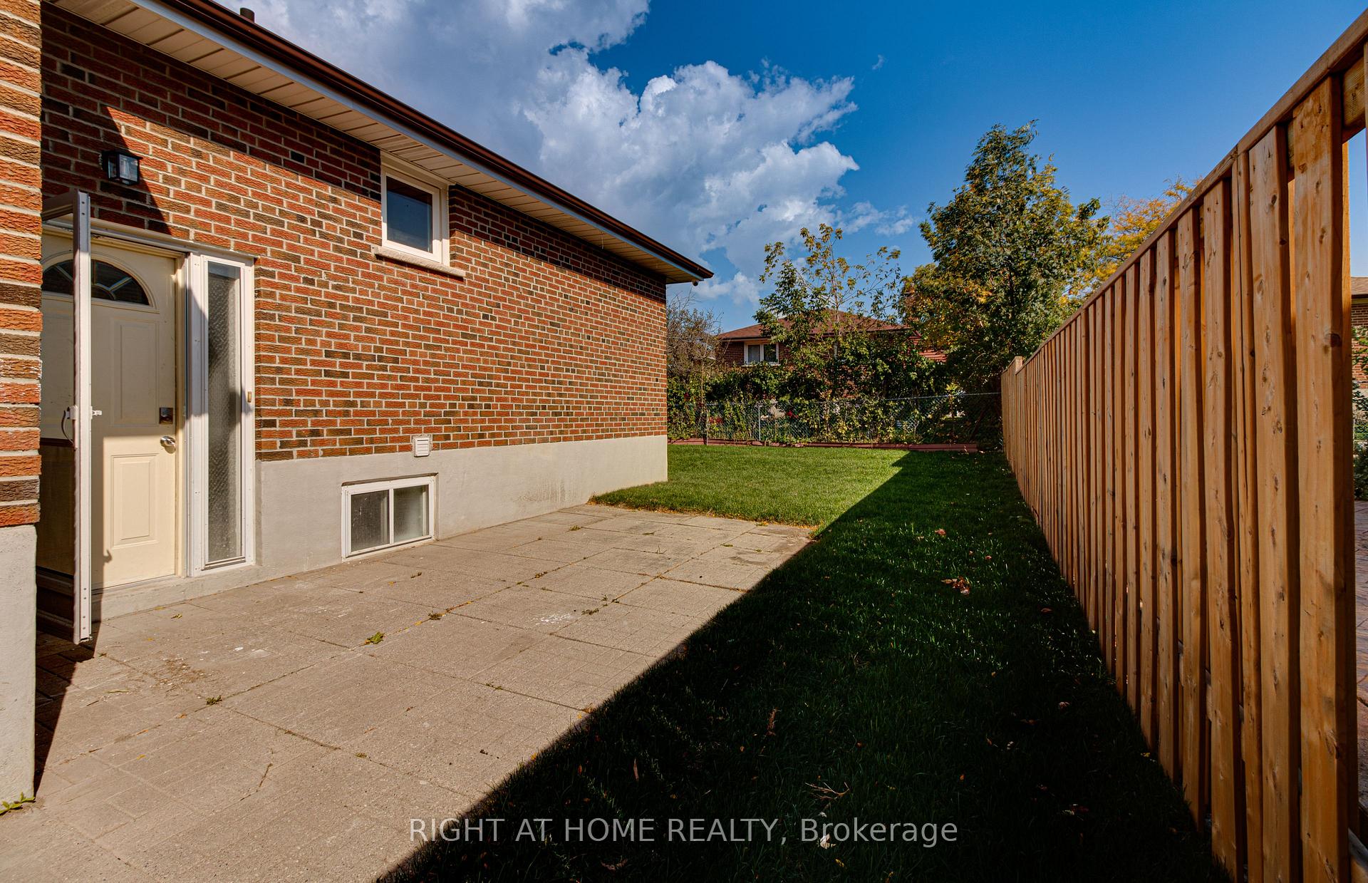 Photo 48 of 37 Mason Road, Scarborough, Scarborough Village — HOMEH