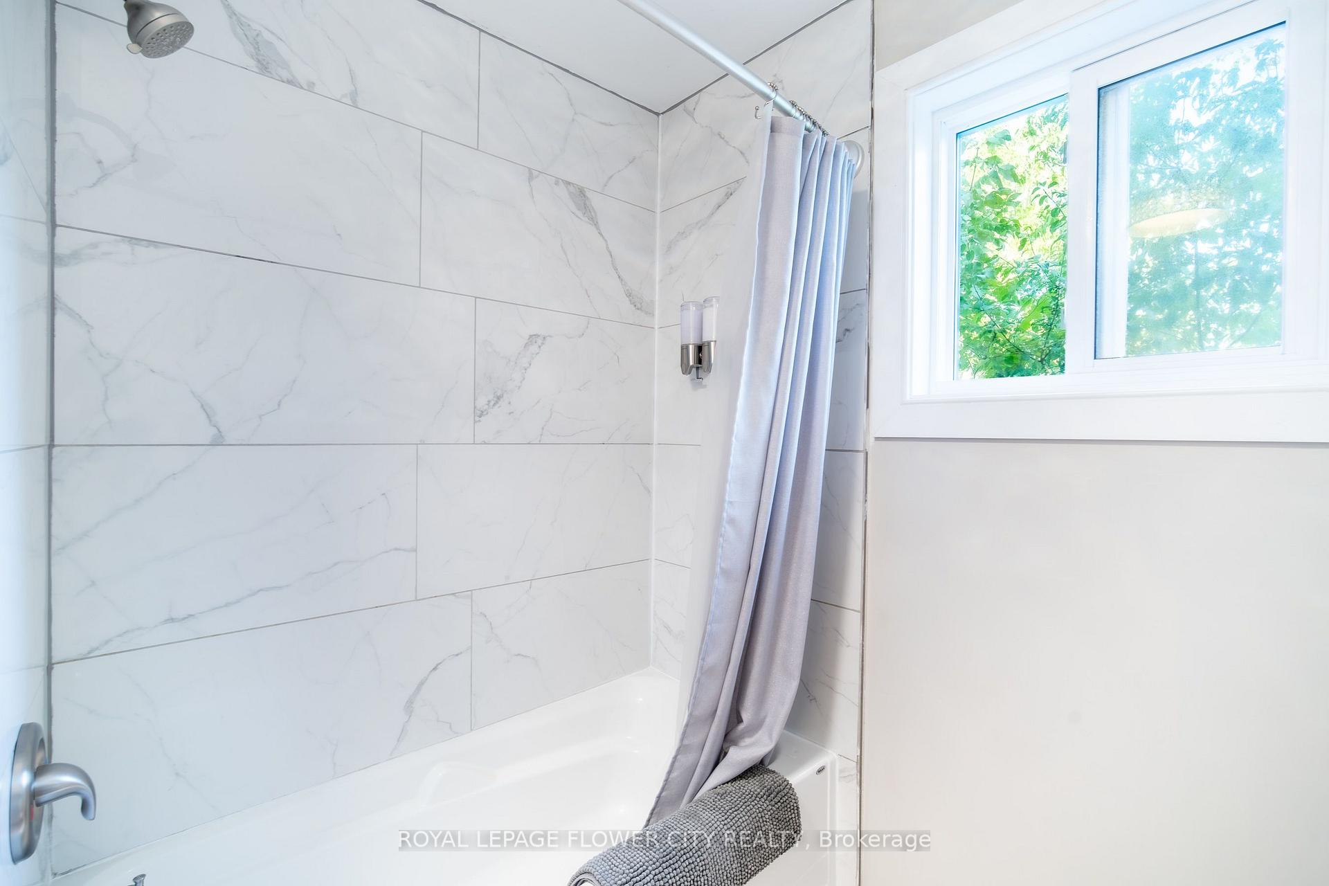 Photo 33 of 734 Mountain Road, Collingwood — HOMEH
