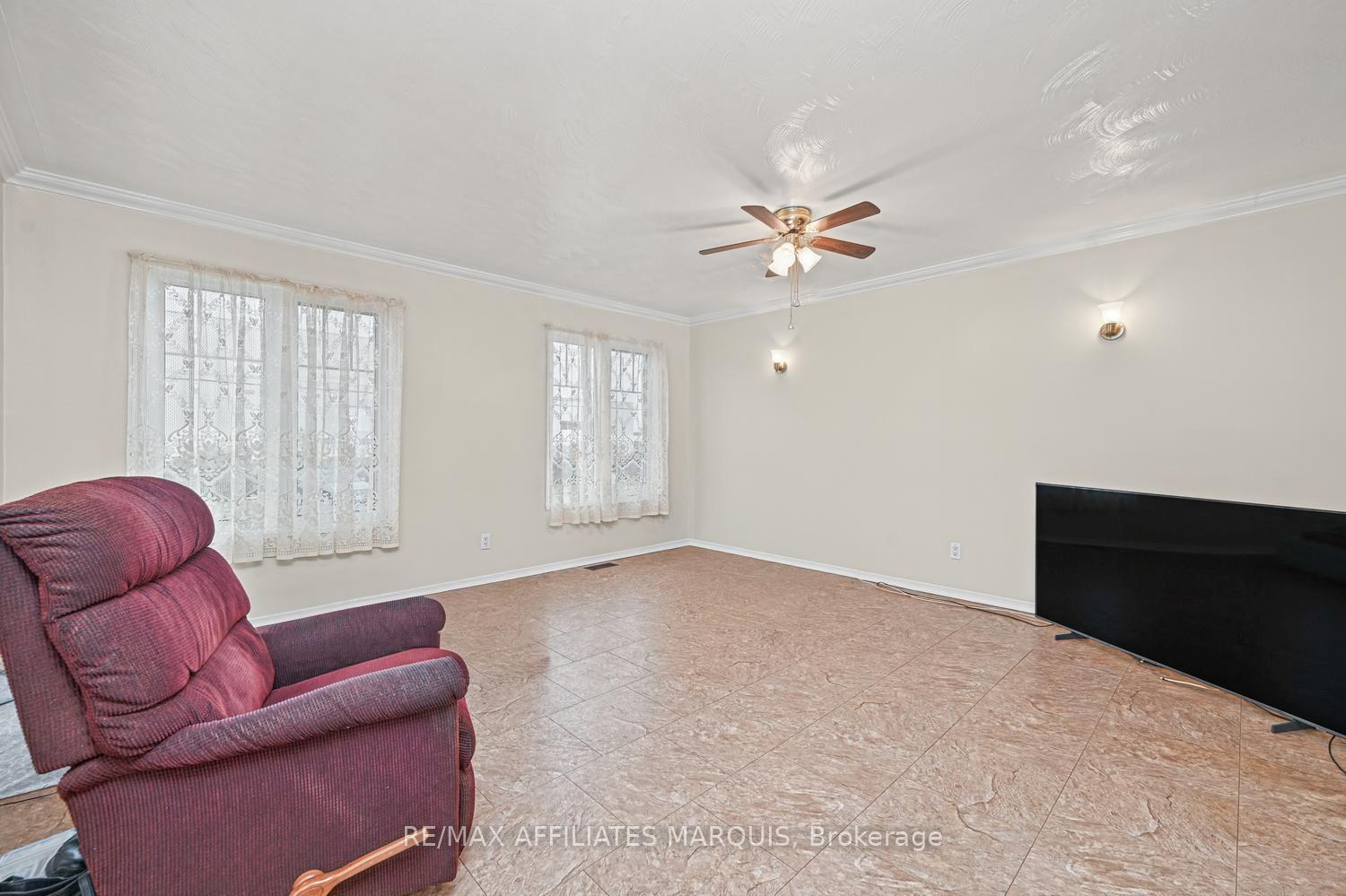 Photo 8 of 106 Lorne Street, Montague, Montague Twp — HOMEH