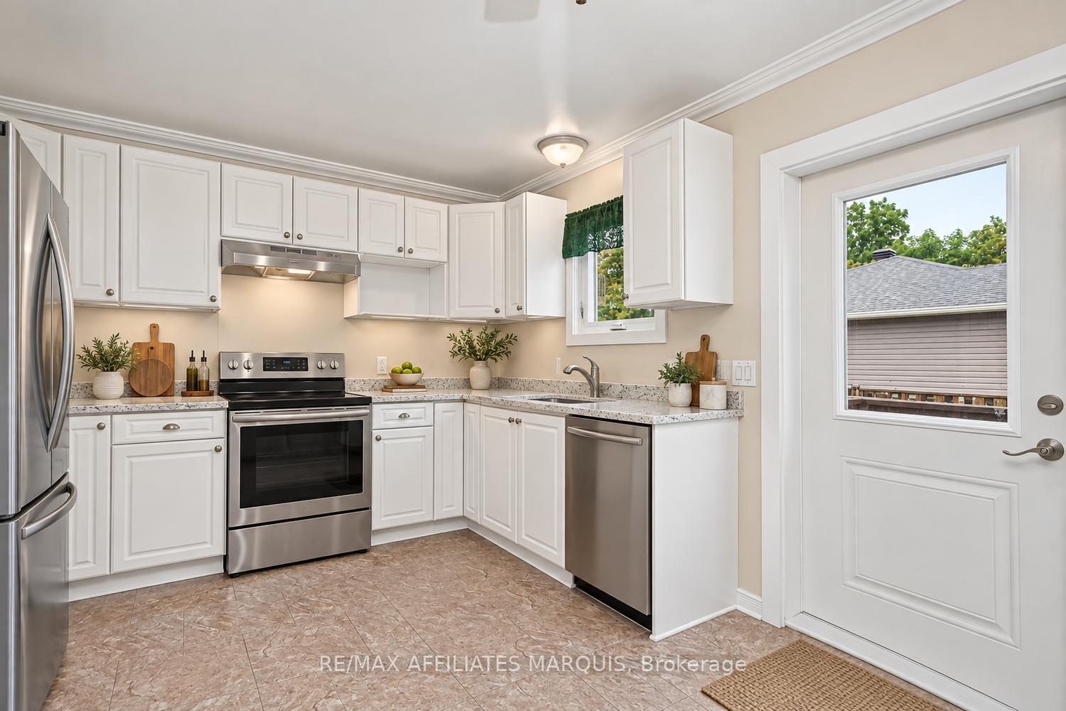 Photo 16 of 106 Lorne Street, Montague, Montague Twp — HOMEH