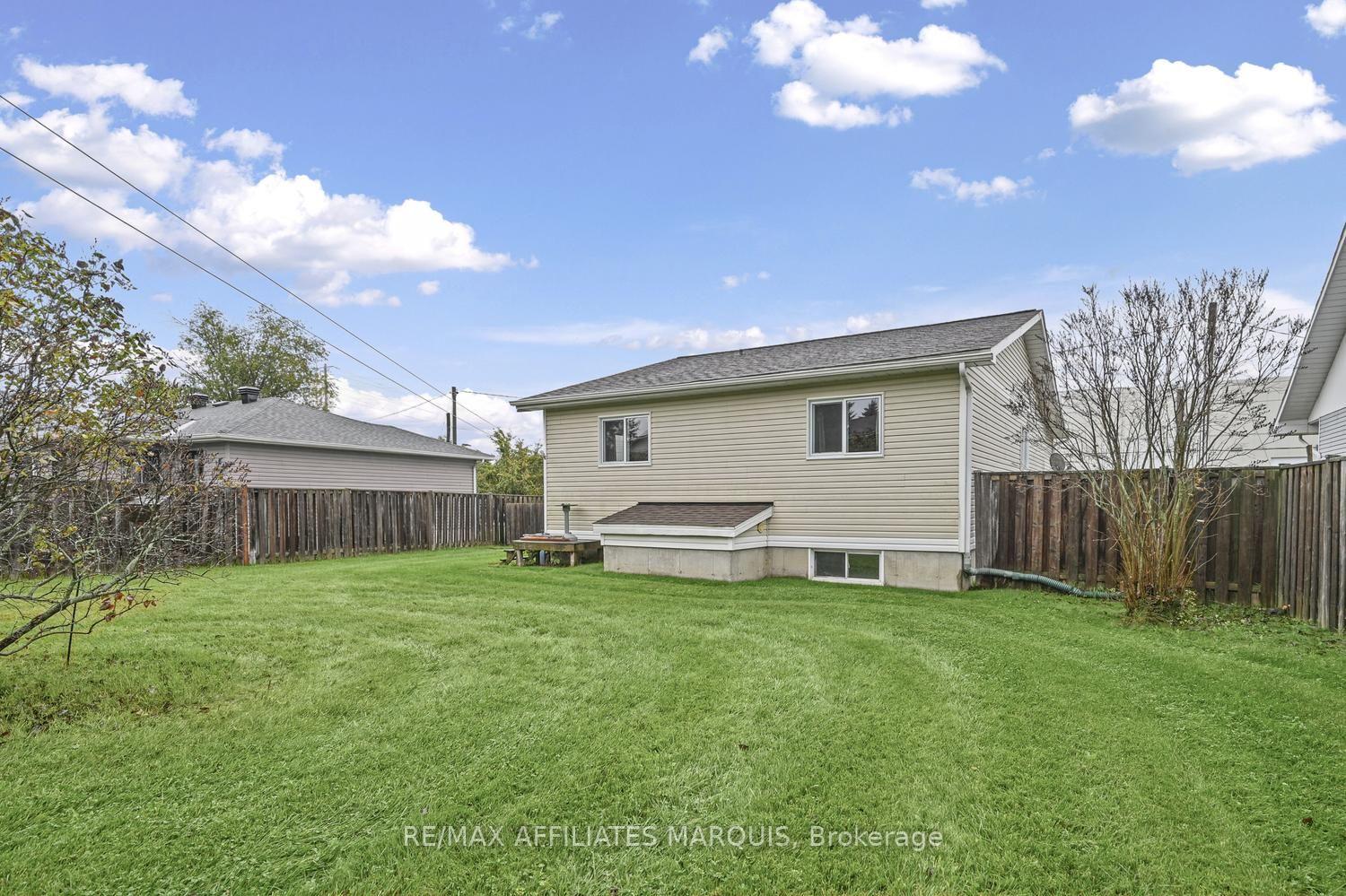 Photo 46 of 106 Lorne Street, Montague, Montague Twp — HOMEH