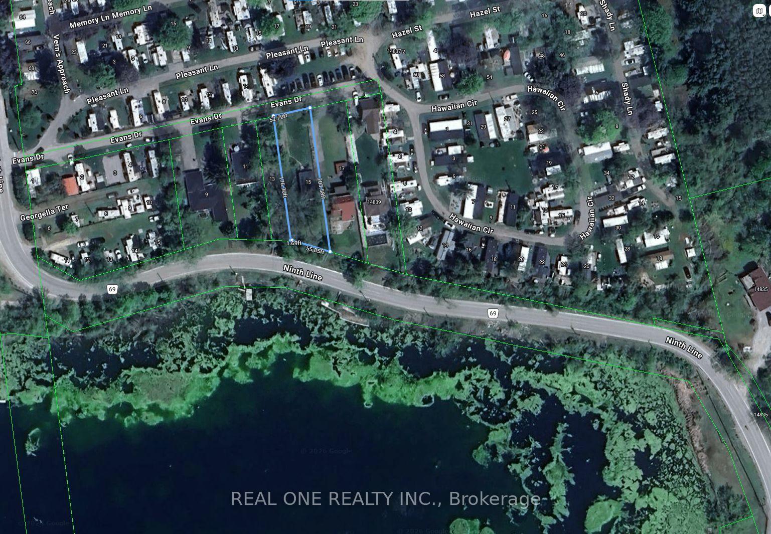Photo 3 of 15 Evans Drive, Whitchurch-Stouffville, Rural Whitchurch-Stouffville — HOMEH