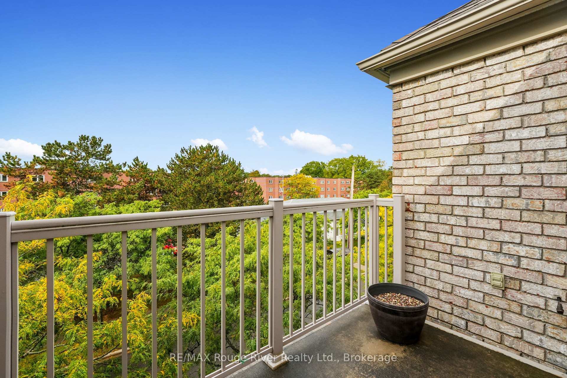 Photo 22 of Unit 403, 107 Marisa Lane, Cobourg — HOMEH