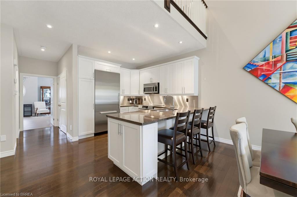 Photo 7 of Unit 3, 68 Fairview Drive, Brantford, Fairview/Greenbrier — HOMEH