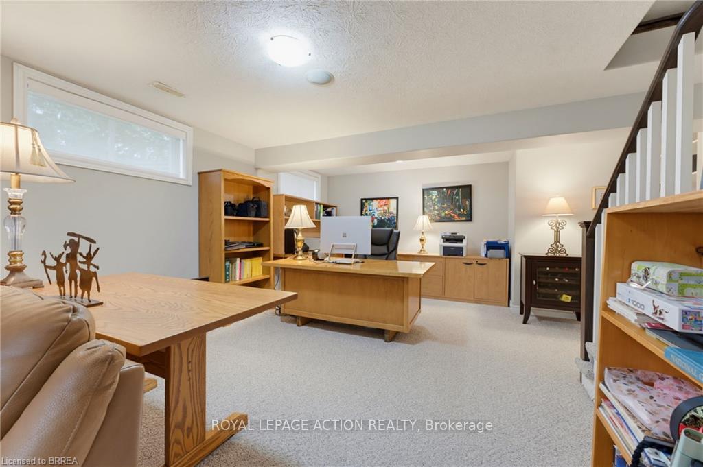 Photo 25 of Unit 3, 68 Fairview Drive, Brantford, Fairview/Greenbrier — HOMEH