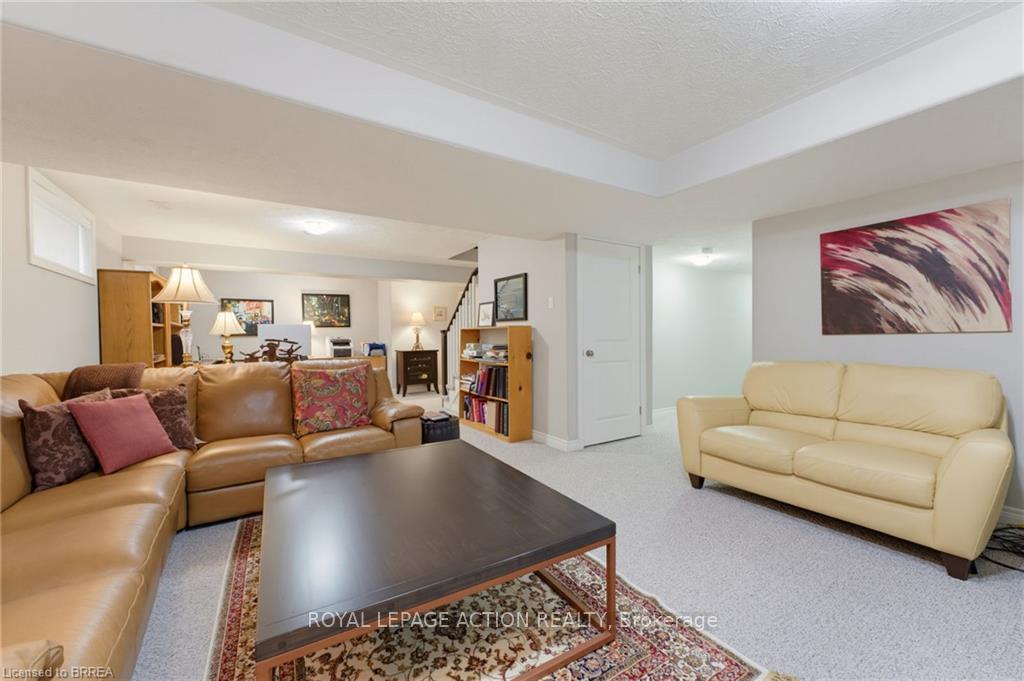 Photo 28 of Unit 3, 68 Fairview Drive, Brantford, Fairview/Greenbrier — HOMEH