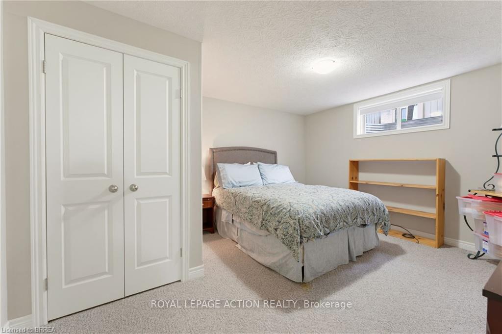 Photo 29 of Unit 3, 68 Fairview Drive, Brantford, Fairview/Greenbrier — HOMEH