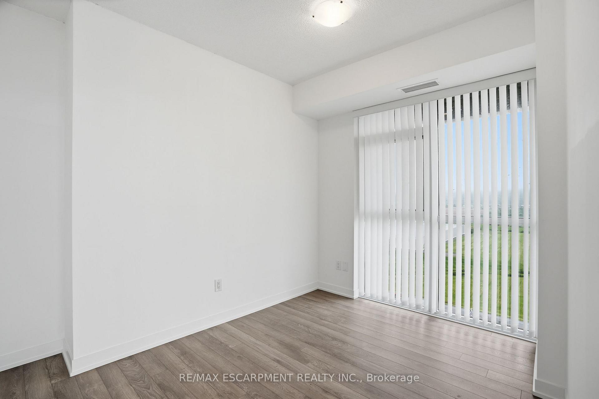 Photo 17 of Unit 1201, 550 North Service Road, Grimsby, Grimsby Beach — HOMEH