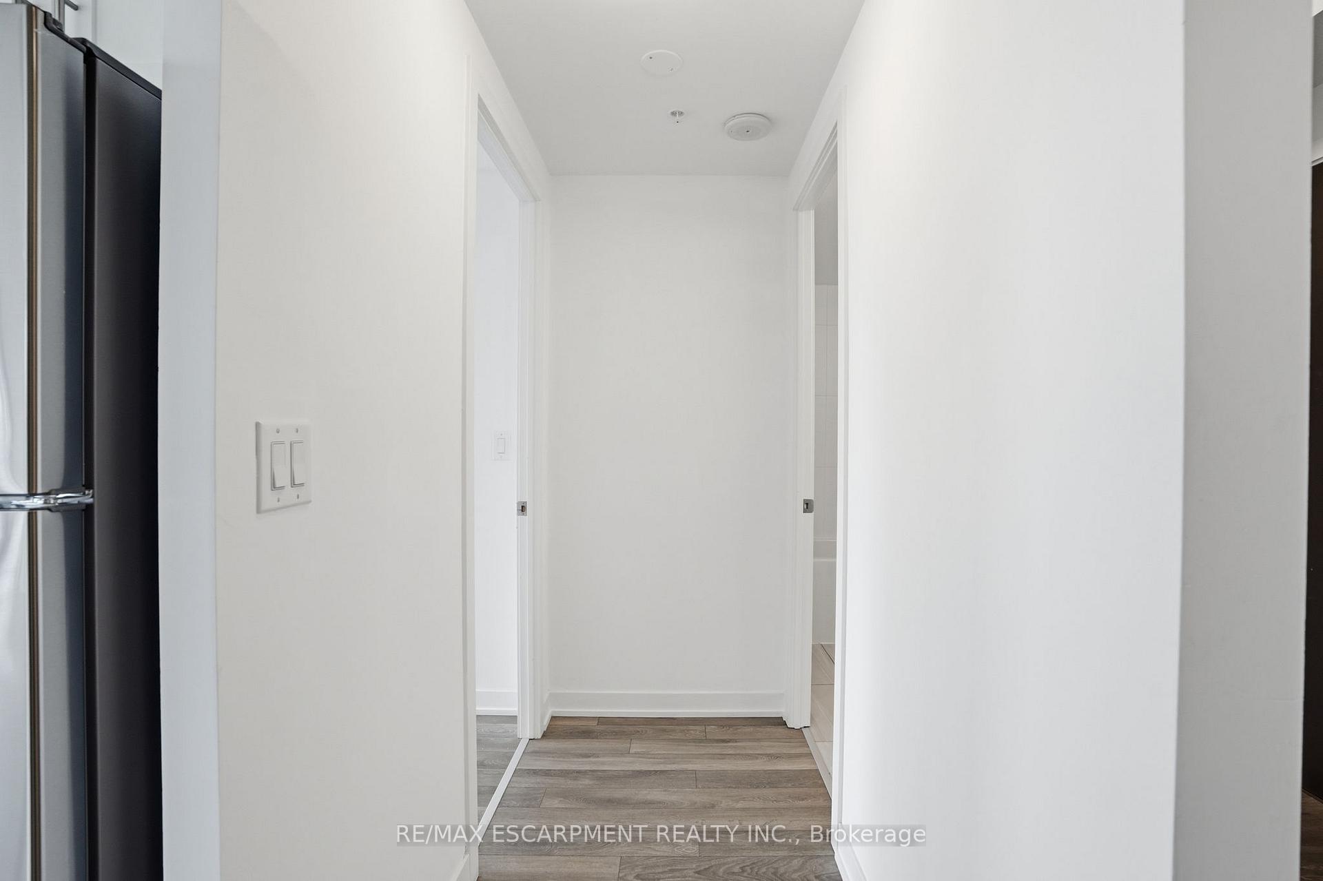 Photo 19 of Unit 1201, 550 North Service Road, Grimsby, Grimsby Beach — HOMEH