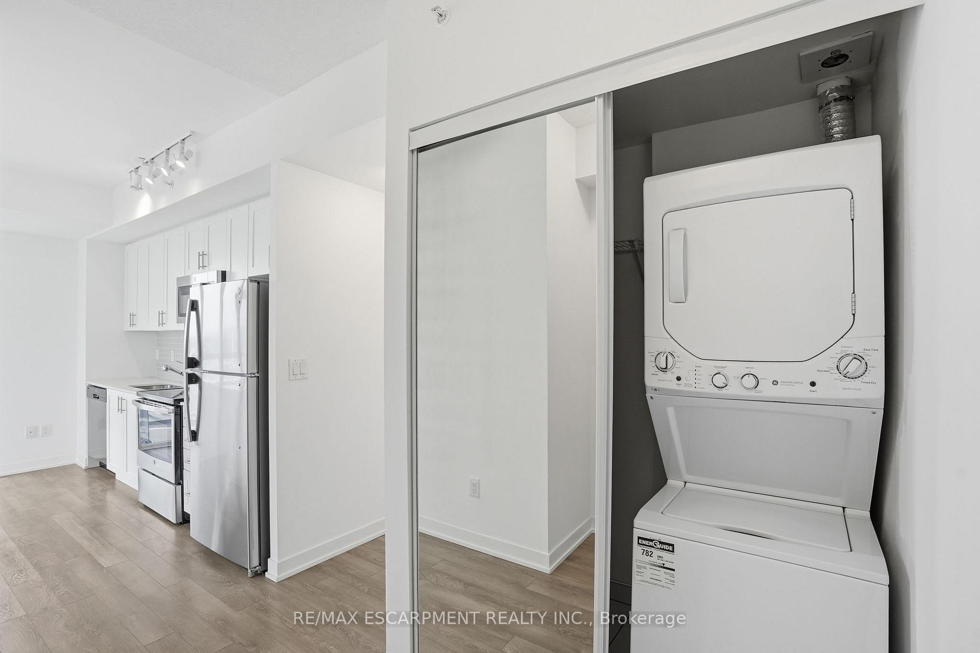 Photo 25 of Unit 1201, 550 North Service Road, Grimsby, Grimsby Beach — HOMEH