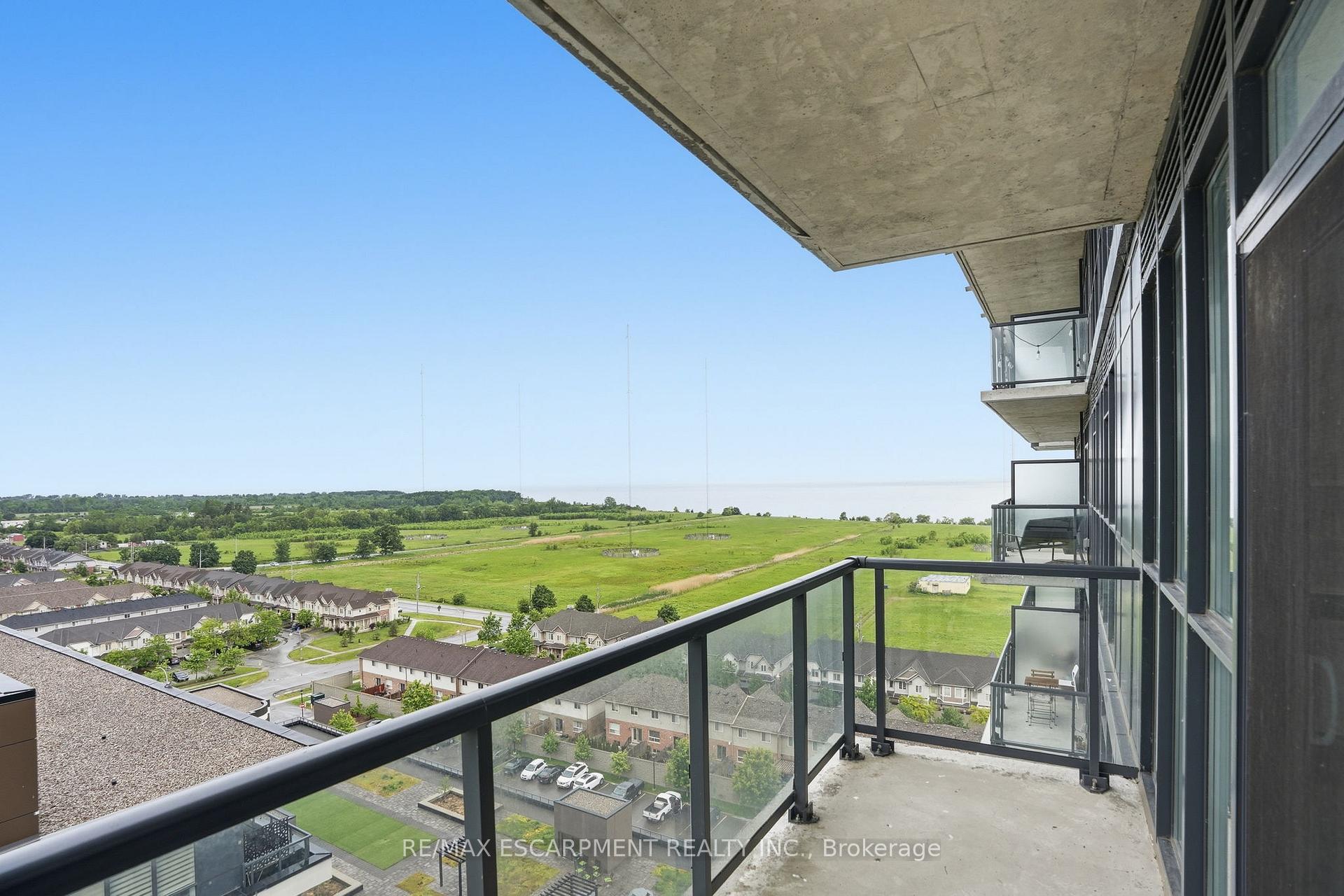 Photo 27 of Unit 1201, 550 North Service Road, Grimsby, Grimsby Beach — HOMEH