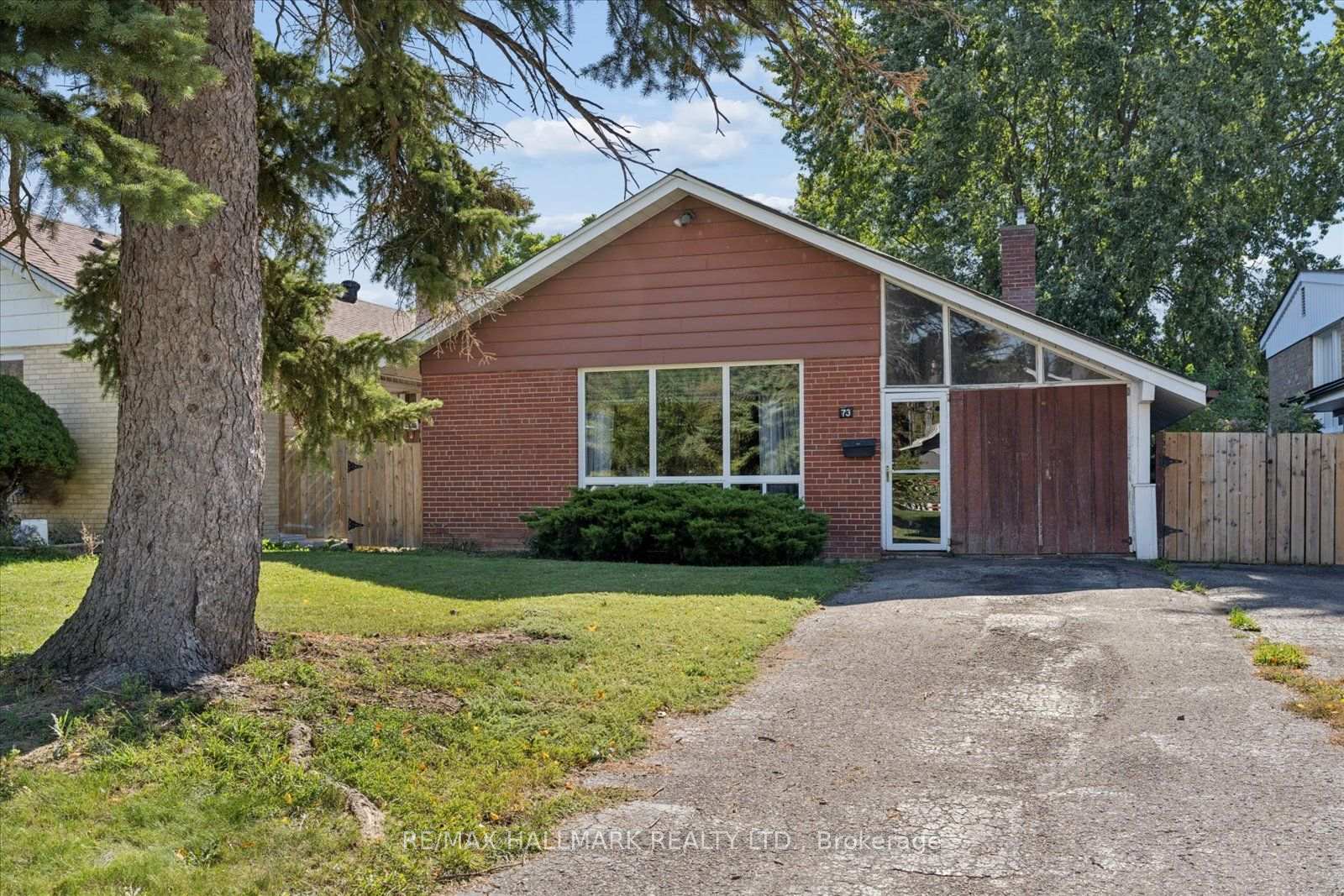 Photo of 73 Deerfield Road