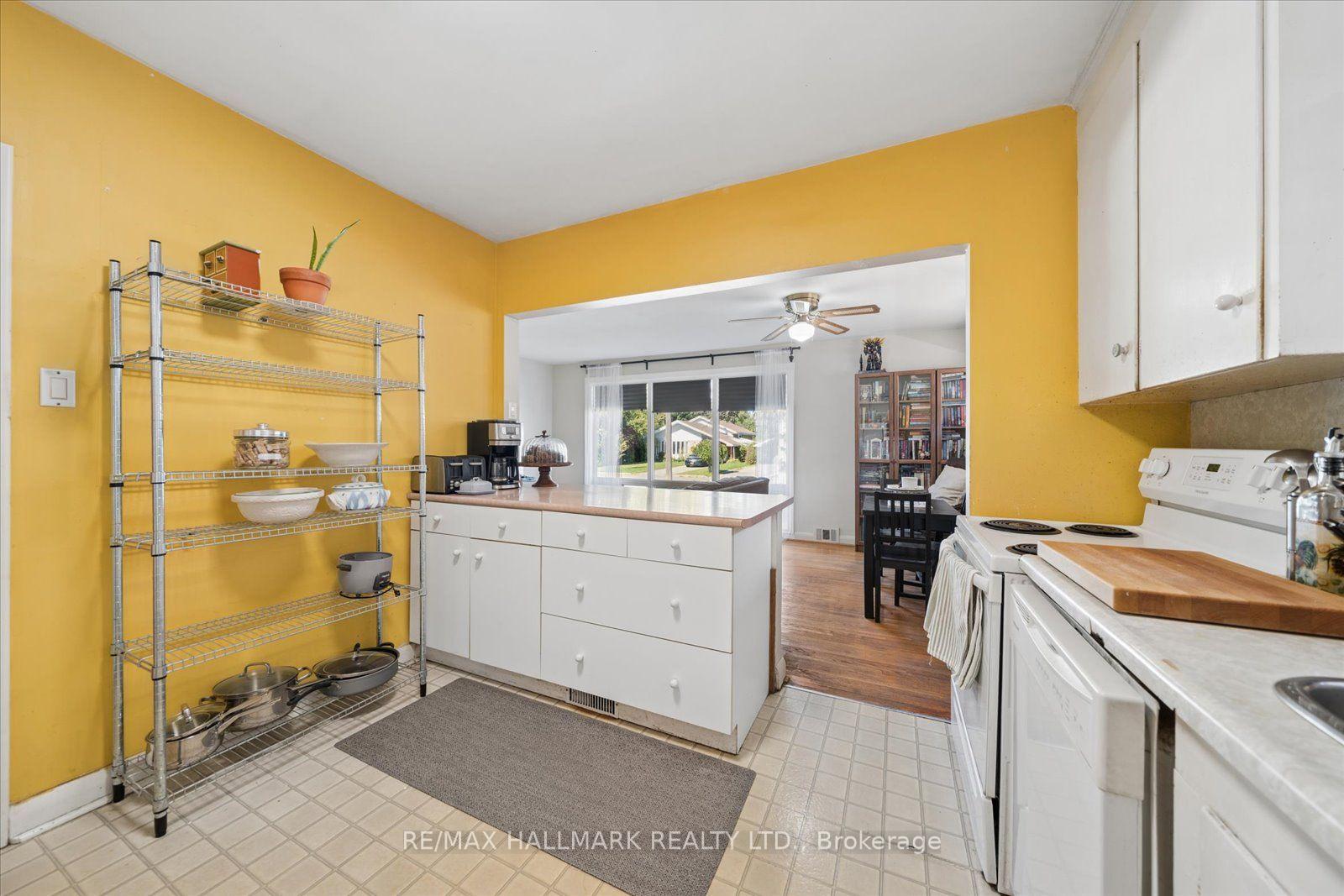 Photo 19 of 73 Deerfield Road, Scarborough, Bendale — HOMEH